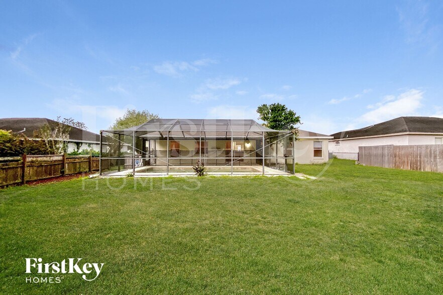 Building Photo - 6351 Hampton Pointe Cir