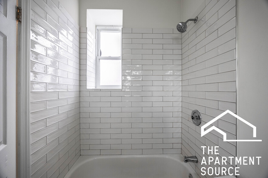 Building Photo - 2112 N Campbell Ave