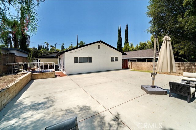 Building Photo - 4700 Topanga Canyon Blvd