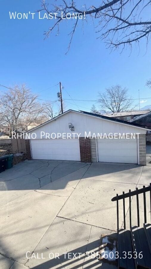 Building Photo - 6045 S Jamaica St