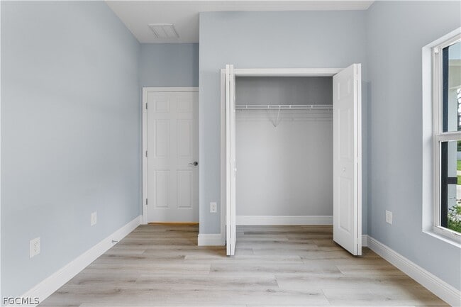 Building Photo - 700 Broadway Ave