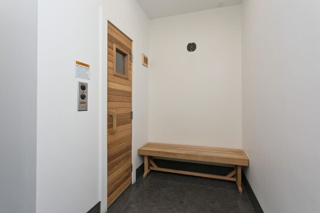 Building Photo - Available now! Fully furnished - Oceanview - Beautiful 2bedroom condo in Waikiki