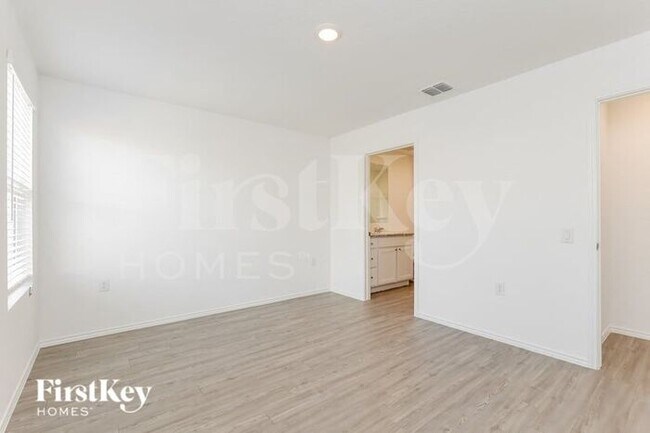 Building Photo - 4511 Emma Way