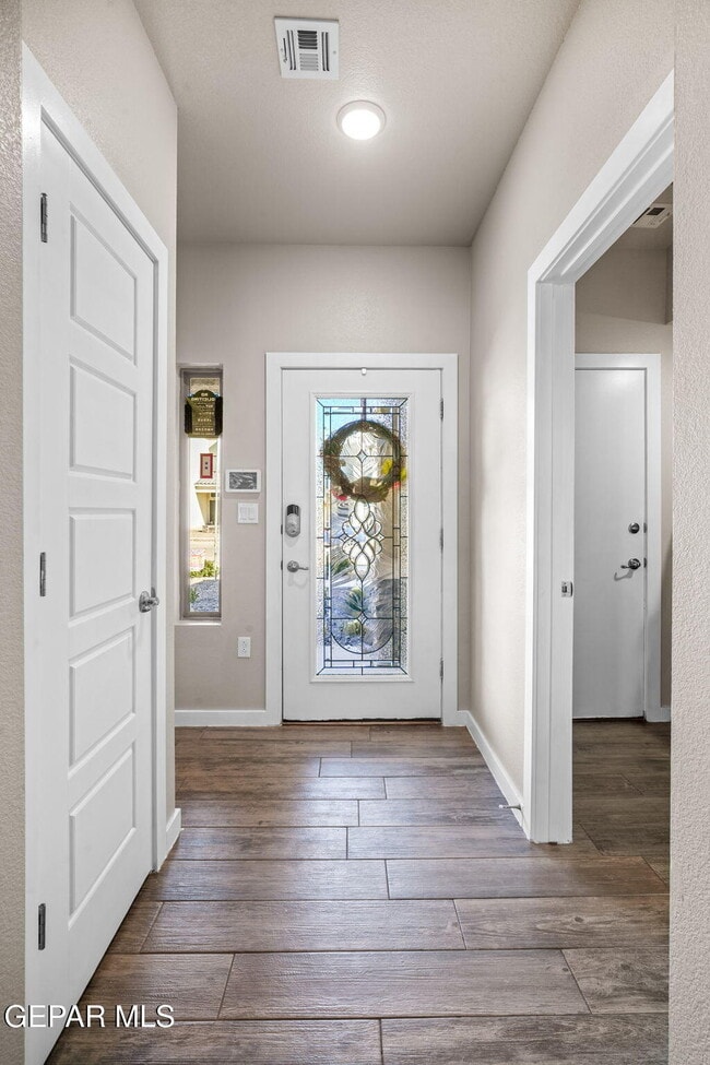 Building Photo - 15112 Purpose Ave