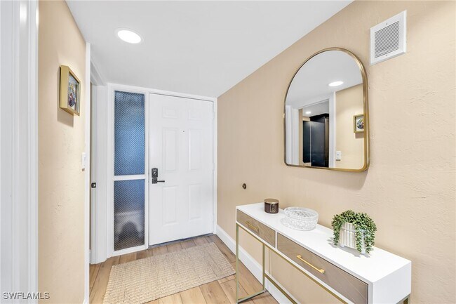 Building Photo - 9653 Gulf Shore Dr