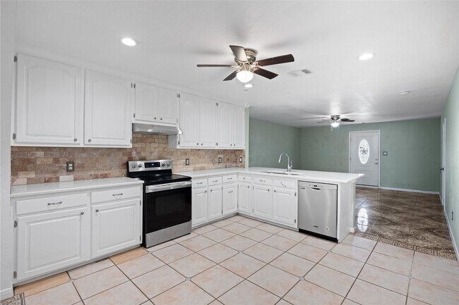 Building Photo - 4771 Teas Ct