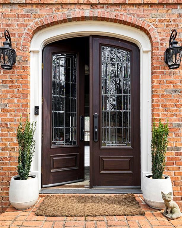 Building Photo - 2270 Emerald Dr