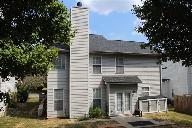 Building Photo - 1372 Dukes Creek Dr