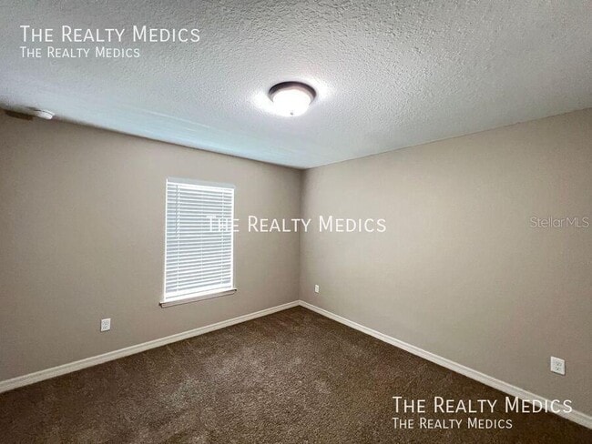 Building Photo - 14793 SW 39th Cir