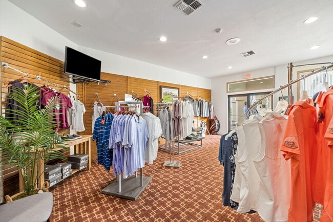 Building Photo - 78121 Crimson Ct