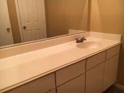 Building Photo - 16115 Catbird Ct