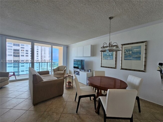 Building Photo - 2501 S Ocean Dr
