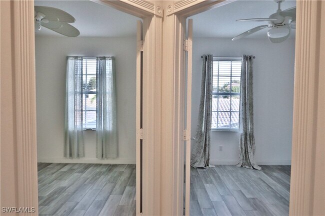 Building Photo - 6182 Towncenter Cir