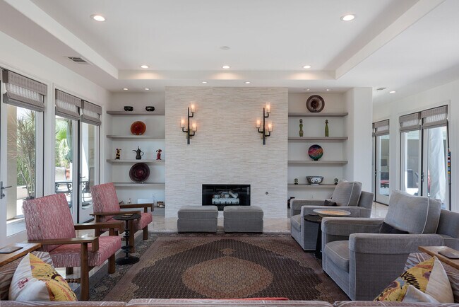 Building Photo - 1615 Savvy Ct