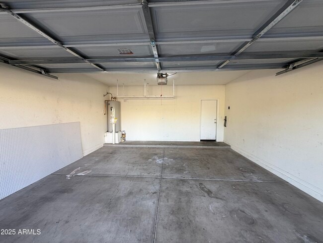 Building Photo - 4179 E Pony Ln