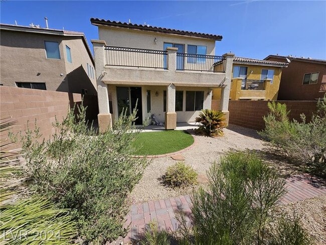 Building Photo - 7445 Calzado Dr