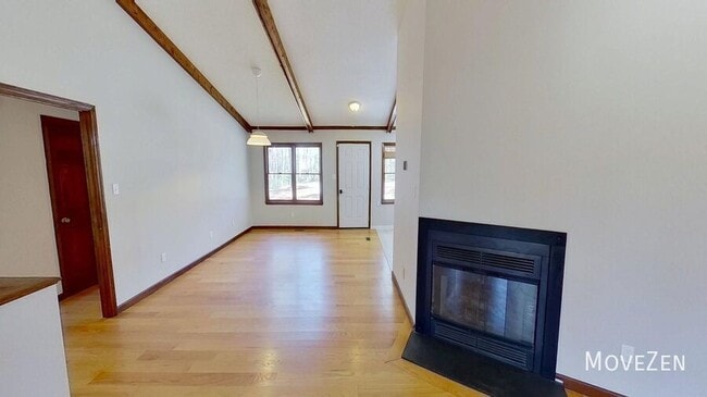 Building Photo - 4711 Highview Pl