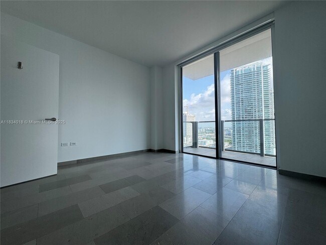 Building Photo - 88 SW 7th St