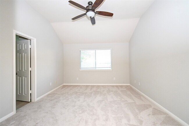 Building Photo - 3111 Myrtle Ranch Dr