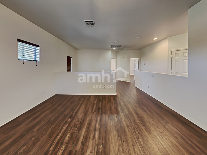 Building Photo - 16600 N 176th Ln