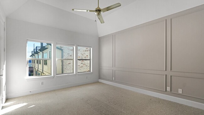 Building Photo - 4018 University Grove St