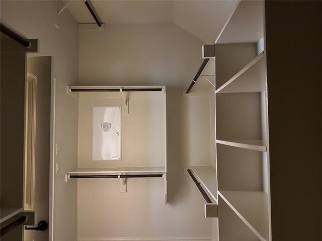 Building Photo - 1604 Medina Ln