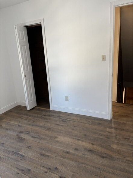 Building Photo - 615 Broad St