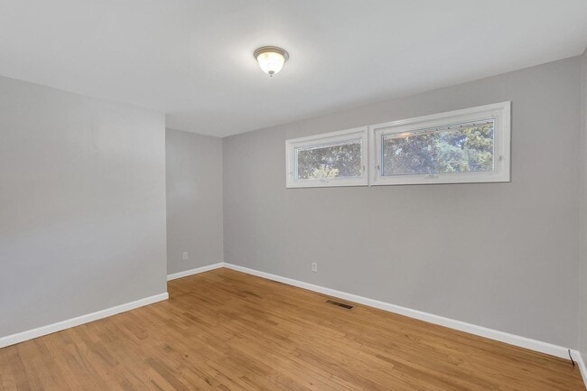 Building Photo - House for Rent in Jacksonville!