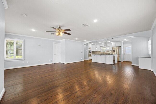 Building Photo - 1705 Althea Dr