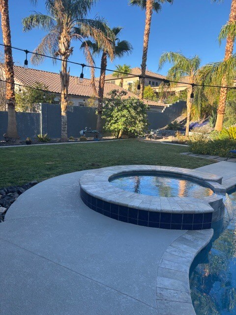 Building Photo - 518 Dawn Cove Dr