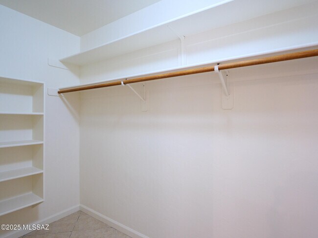 Building Photo - 6831 W Rifle Way