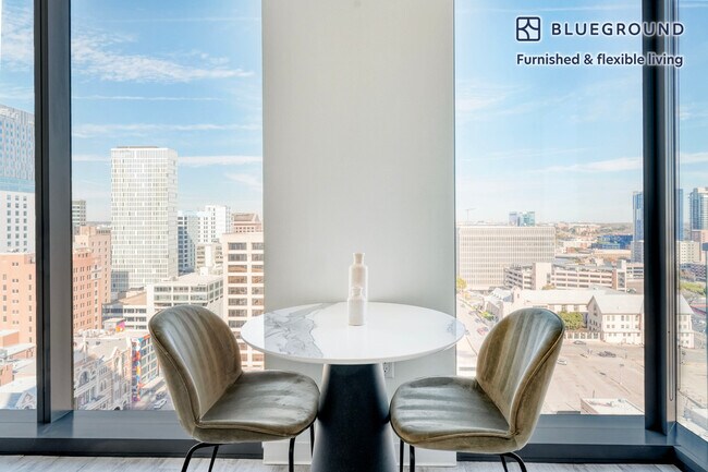 Building Photo - 501 Brazos St