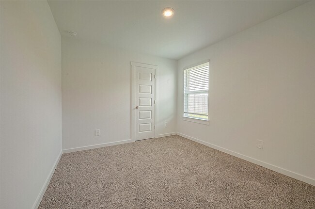 Building Photo - 4210 Harvest Creek Cr