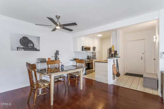 Building Photo - 355 S Los Robles Ave