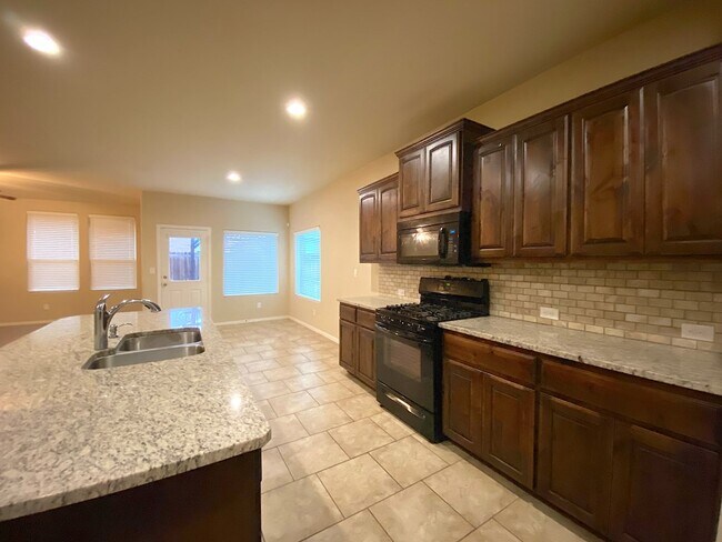 Building Photo - 7013 XIT Ranch Rd