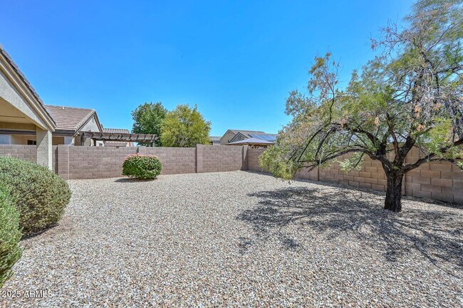 Building Photo - 11767 W Dos Rios Dr