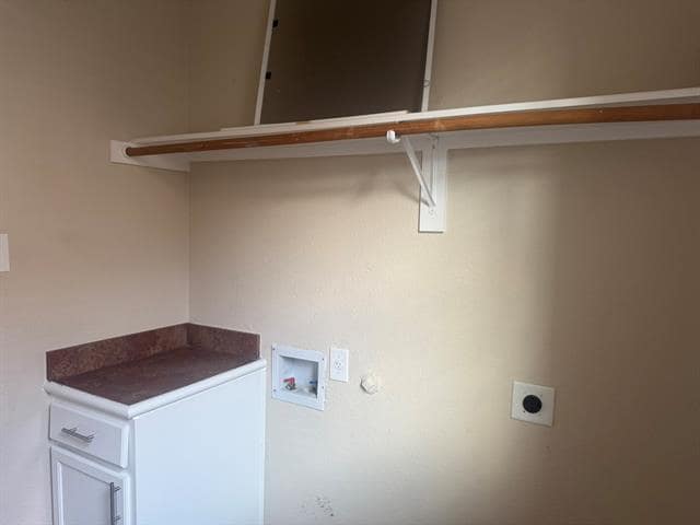 Building Photo - 2844 Cascade Cove Dr