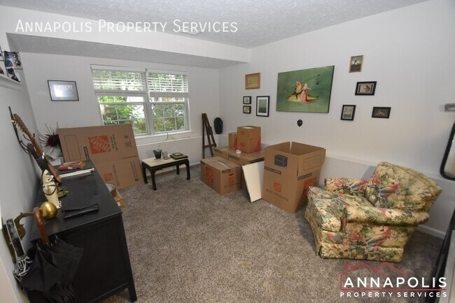 Building Photo - 1152 Neptune Pl