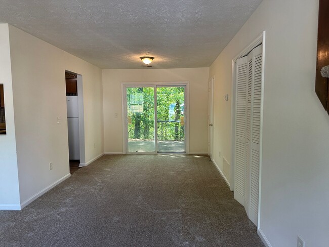 Building Photo - 1945 Padgett Dr