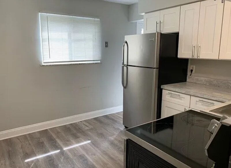 Building Photo - 15001 Ridgewick Dr