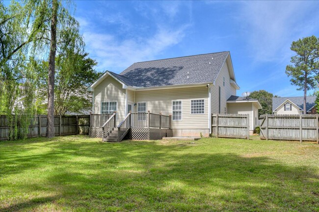 Building Photo - 412 Trestle Ln