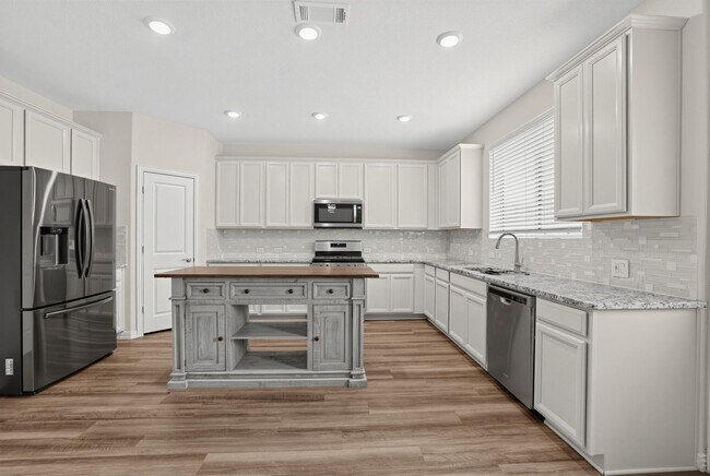 Building Photo - 1620 Berry Rdg Trl