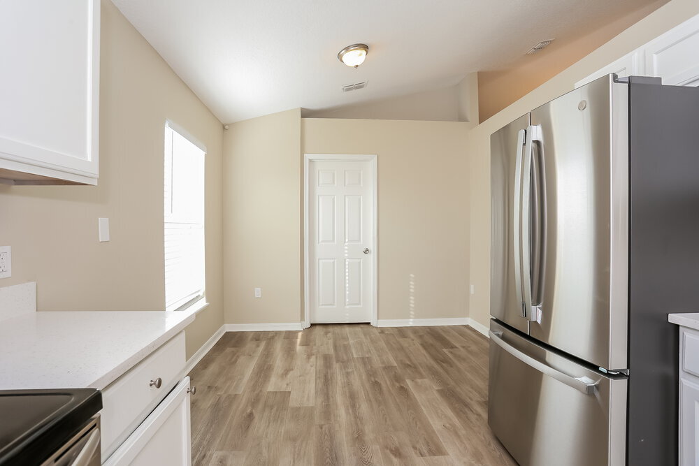 Building Photo - 9236 Caracara Drive