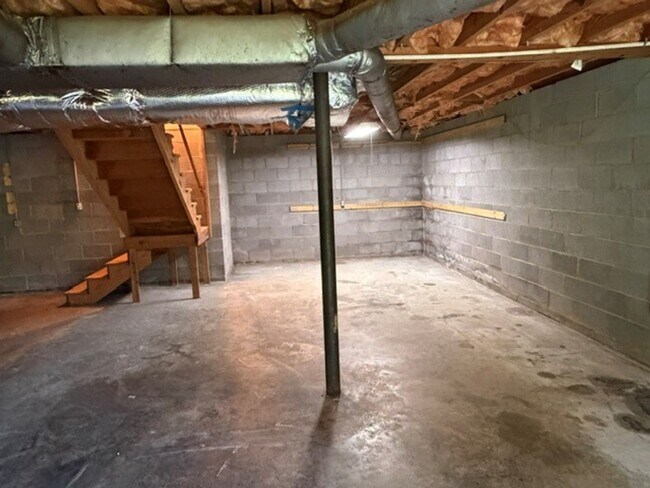 Building Photo - 3399 NC-16