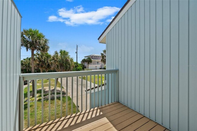 Building Photo - Flagler Beach Townhouse