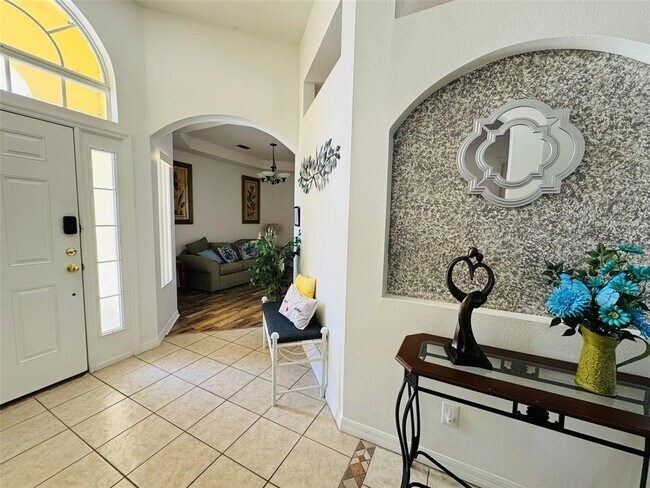 Primary Photo - 400 Montara Dr