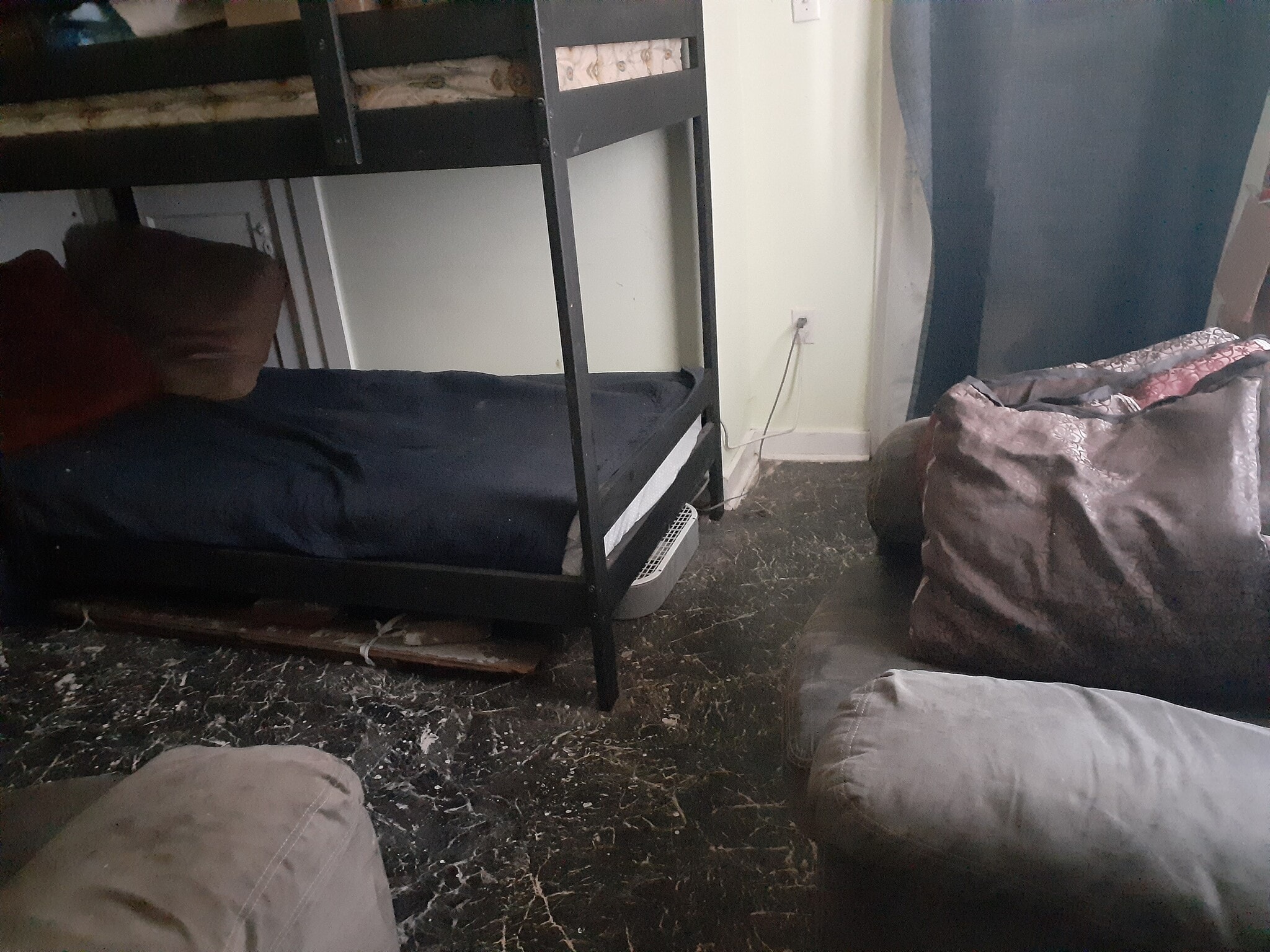 Building Photo - 1636 Monroe St