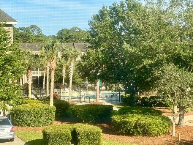 Building Photo - Fully Furnished Coastal Home in Gated Allenwood Community | Steps from Pool, Minutes from Schools...