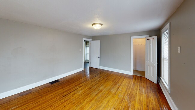 Building Photo - 117 E Morgan St