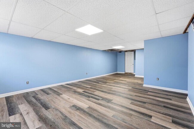 Building Photo - 934 Argonne Dr